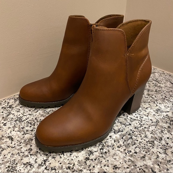 Clarks Women's Verona Trish Ankle Boot - Picture 4 of 8